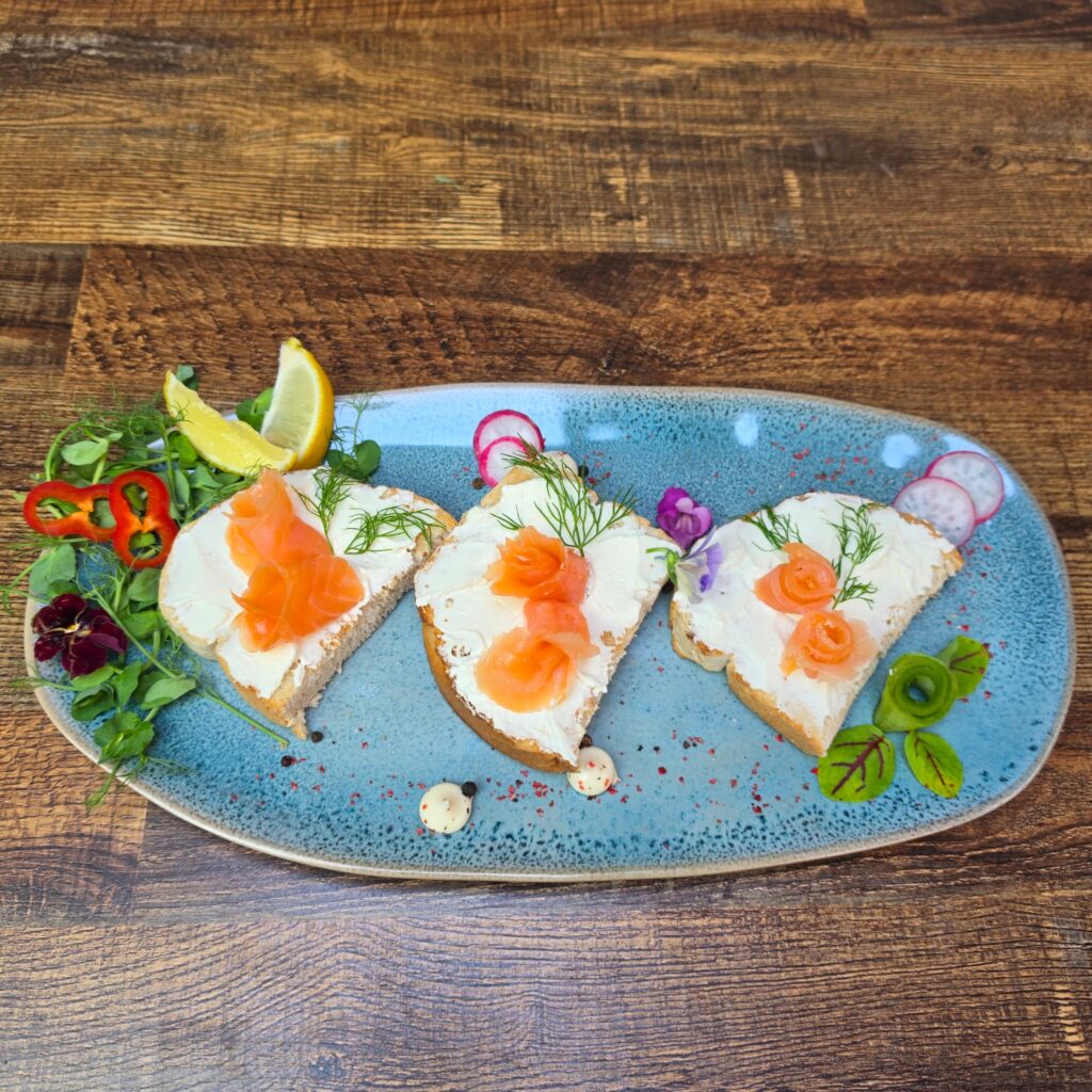 Salmon & Cream Cheese Sandwich